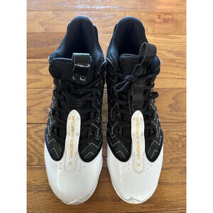 Men UA Under Armour 3027442-001 Harper 9 RM Molded Baseball Cleats Size 10